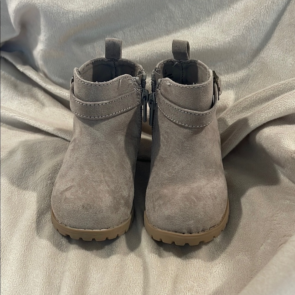 Old Navy Kids Suede Boots - Gray